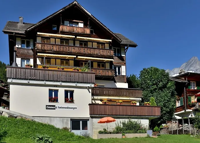 Alpengluehen דירה